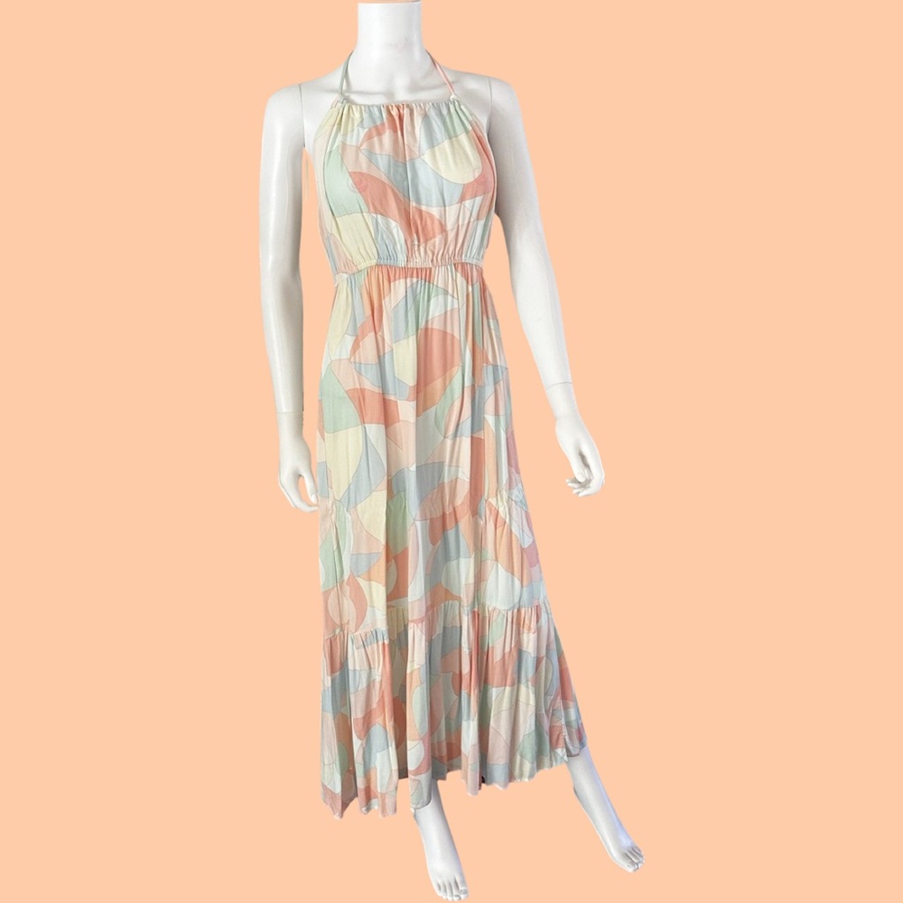 Super cute colorful, abstract summer dress, open back, very lightweight